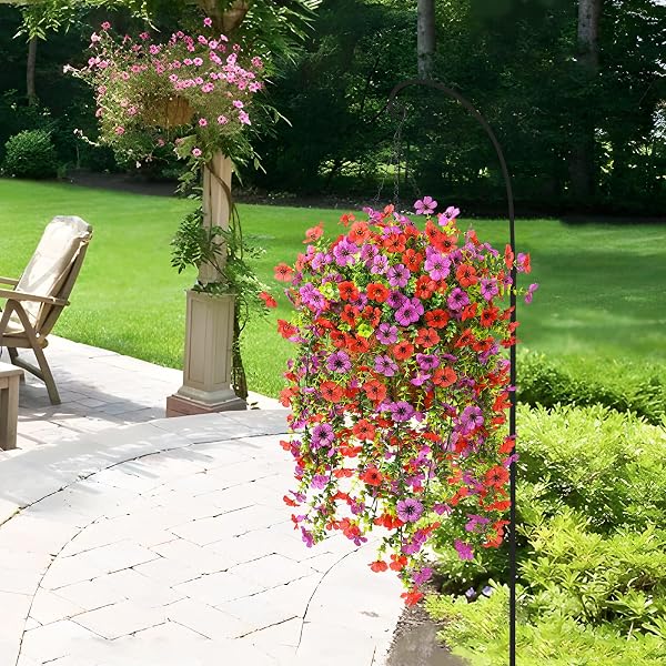 ZFPROCESS ARTIFICIAL HANGING FLOWERS PLANTS FOR OUTDOOR SPRING SUMMER DECORATION,2PCS FAUX SILK DAISY UV RESISTANT LOOK REAL FOR OUTSIDE HOME INDOOR PLANTER PORCH WINDOW YARD DECOR(RED PURPLE)