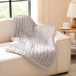 L'AGRATY Chunky Knit Blanket