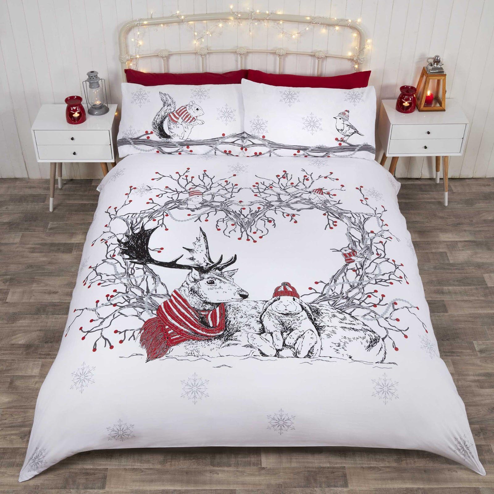 Just Contempo Christmas Reindeer and Friends Duvet Cover Set, Double – Red