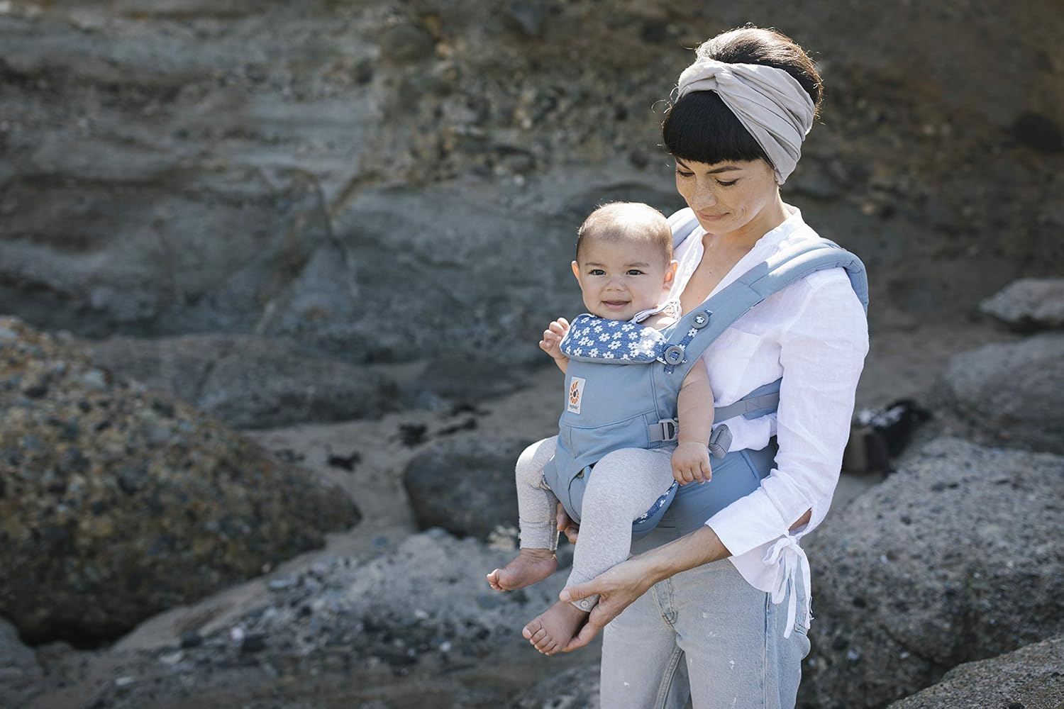 ergobaby omni 360 navy mini dots