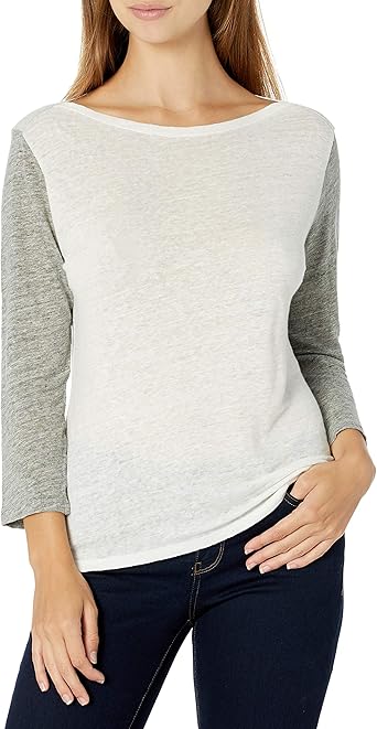 women's t shirt and jeans