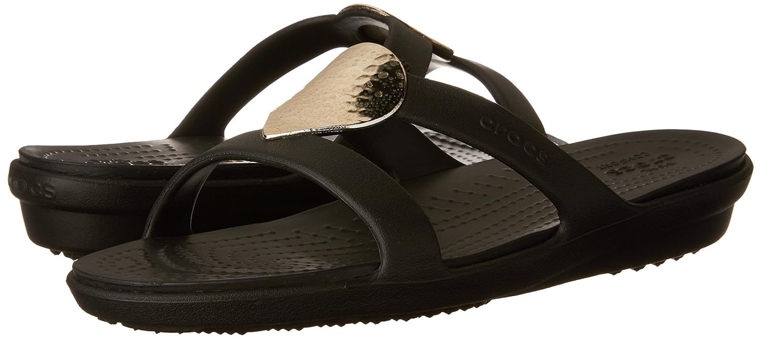 crocs sanrah embellished women sandal in black