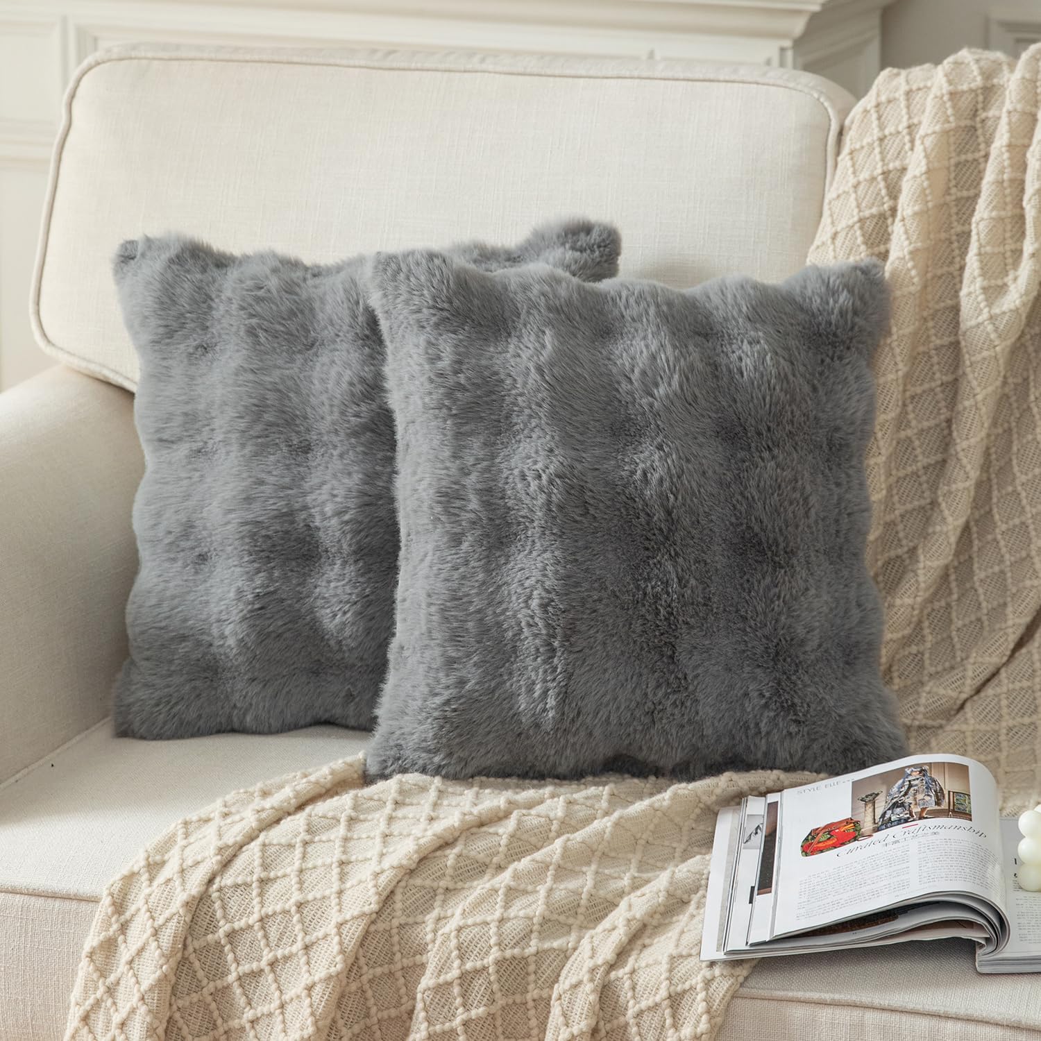 YAERTUN Pack of 2 Grey Cushion Covers 22x22 Inch 55x55 cm Thick Soft wool Decorative Throw Pillow covers Pillowcase Faux Fur Plush fluffy for Sofa Couch Bedroom