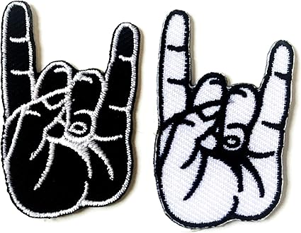 Amazon Co Jp ミニチュアサイズセット 2 小さなサタニック Salute Rock N Roll Rock ハンドサインシグナルフィンガー 黒白 アップリケ刺繍 アイロン接着パッチ ホーム キッチン