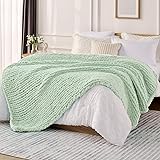 L'AGRATY Chunky Knit Blanket