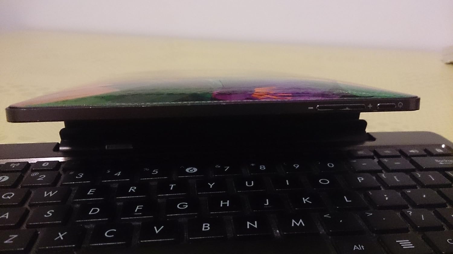 Amazon.com: ASUS Eee Pad Transformer 16GB TF101-A1 + Keyboard/Docking  Station (Tablet Computer): Computers & Accessories