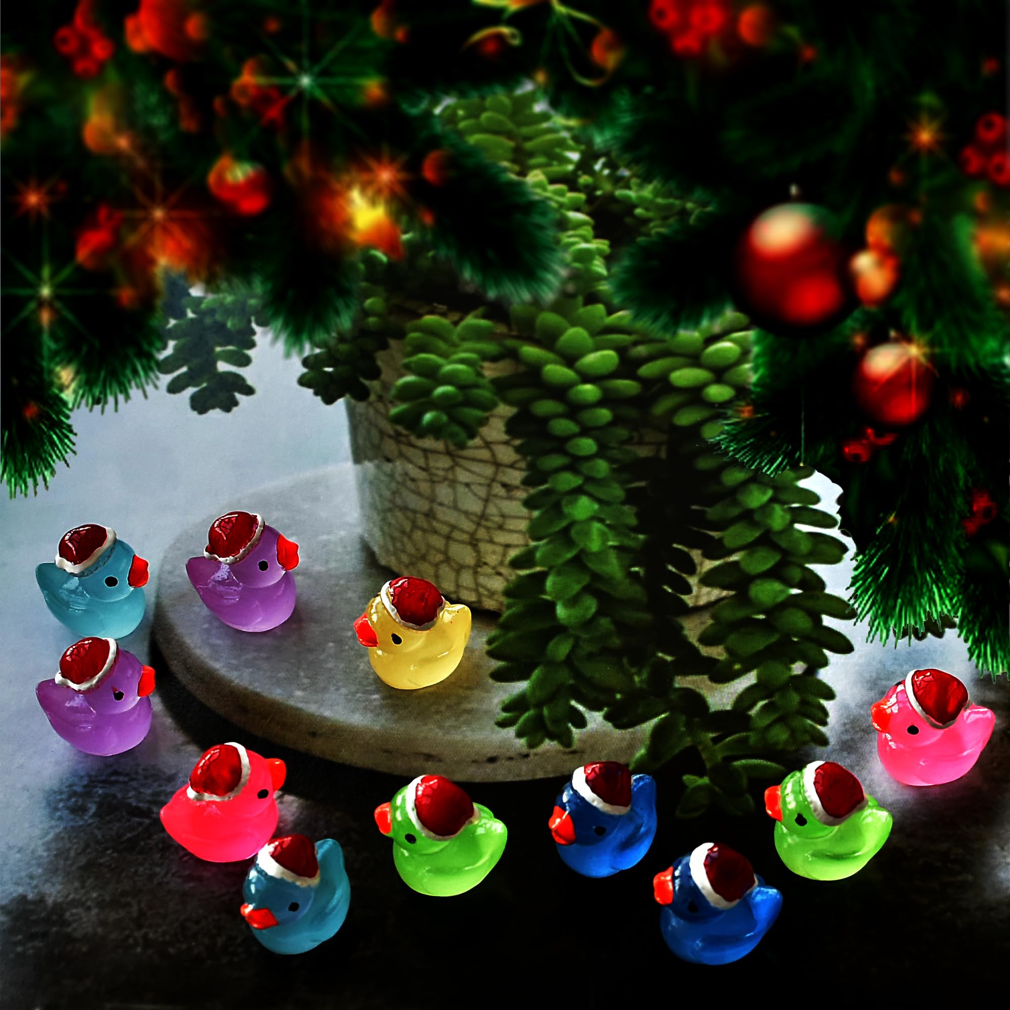 Tindobewan 50 PCS Tiny Ducks Glow in The Dark Mini Resin Ducks Miniature Christmas Hat Duck Figures Ornament for Xmas, Craft, Dollhouse, Slime, Home Decorations(10 Colors)