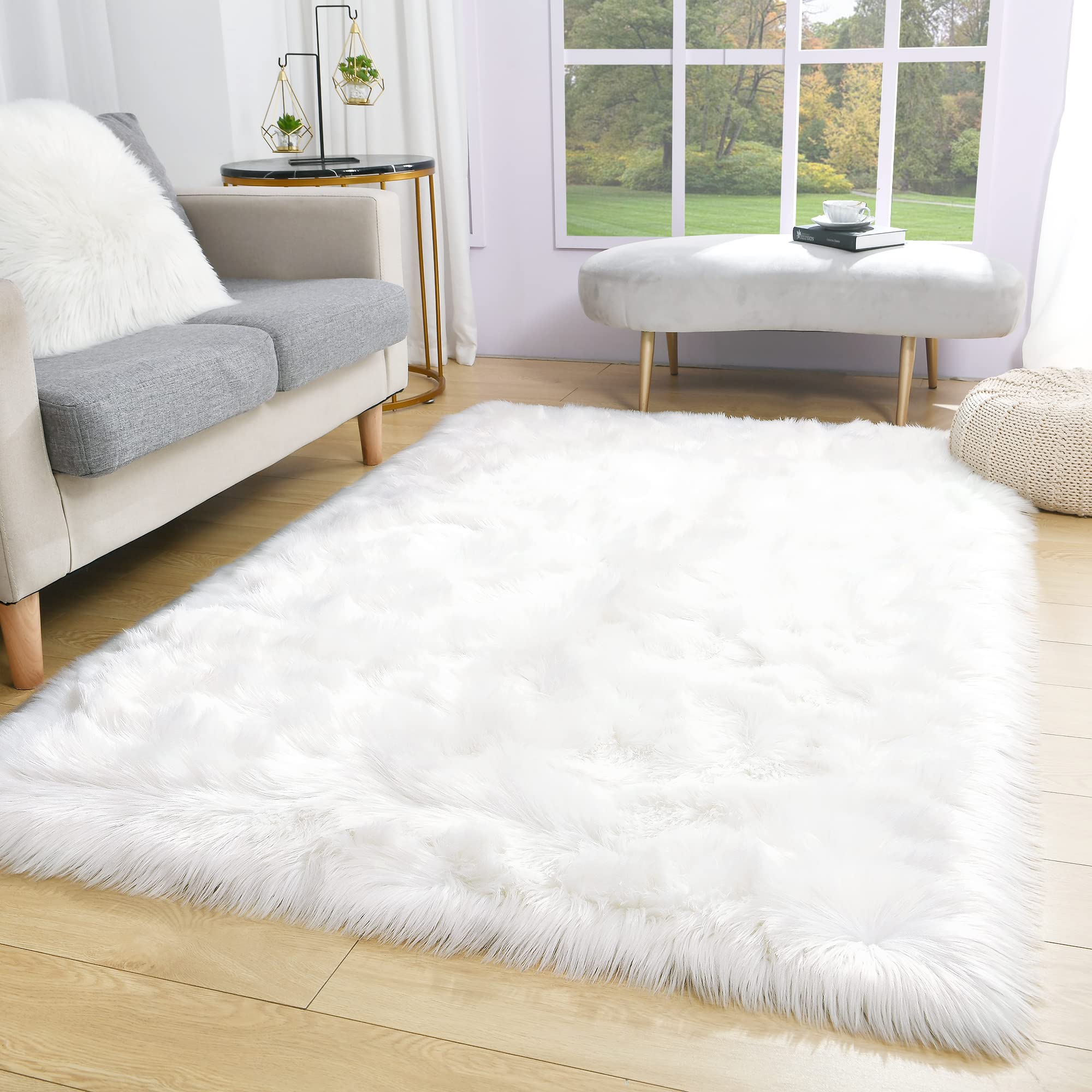 Photo 1 of Noahas 3 x 5 White Faux Sheepskin Rug,Luxury Fluffy Faux Fur Rugs for Bedroom,Washable Area Rugs,Bedroom Rug,Furry Carpet Shag Rug,Soft Throw Rugs for Living Room Decor
