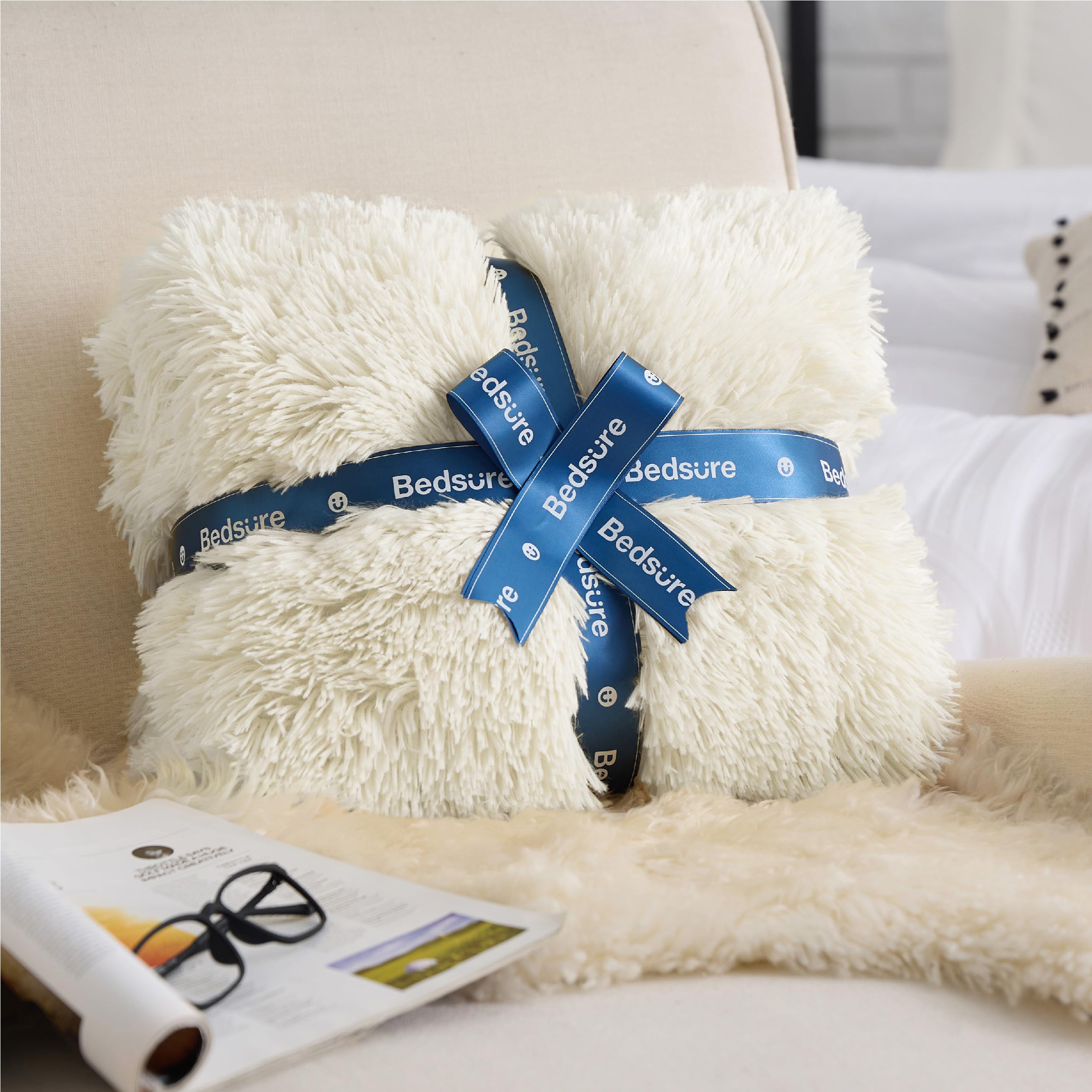 Bedsure Fluffy Cream Throw Blanket Decorative Throw Blankets for Bed Couch Sofa, Cream Decor Sherpa Fleece Soft Cozy Fuzzy Plush Thick Warm Faux Fur Decorations, Ivory Baby Girl Gifts, 50x60