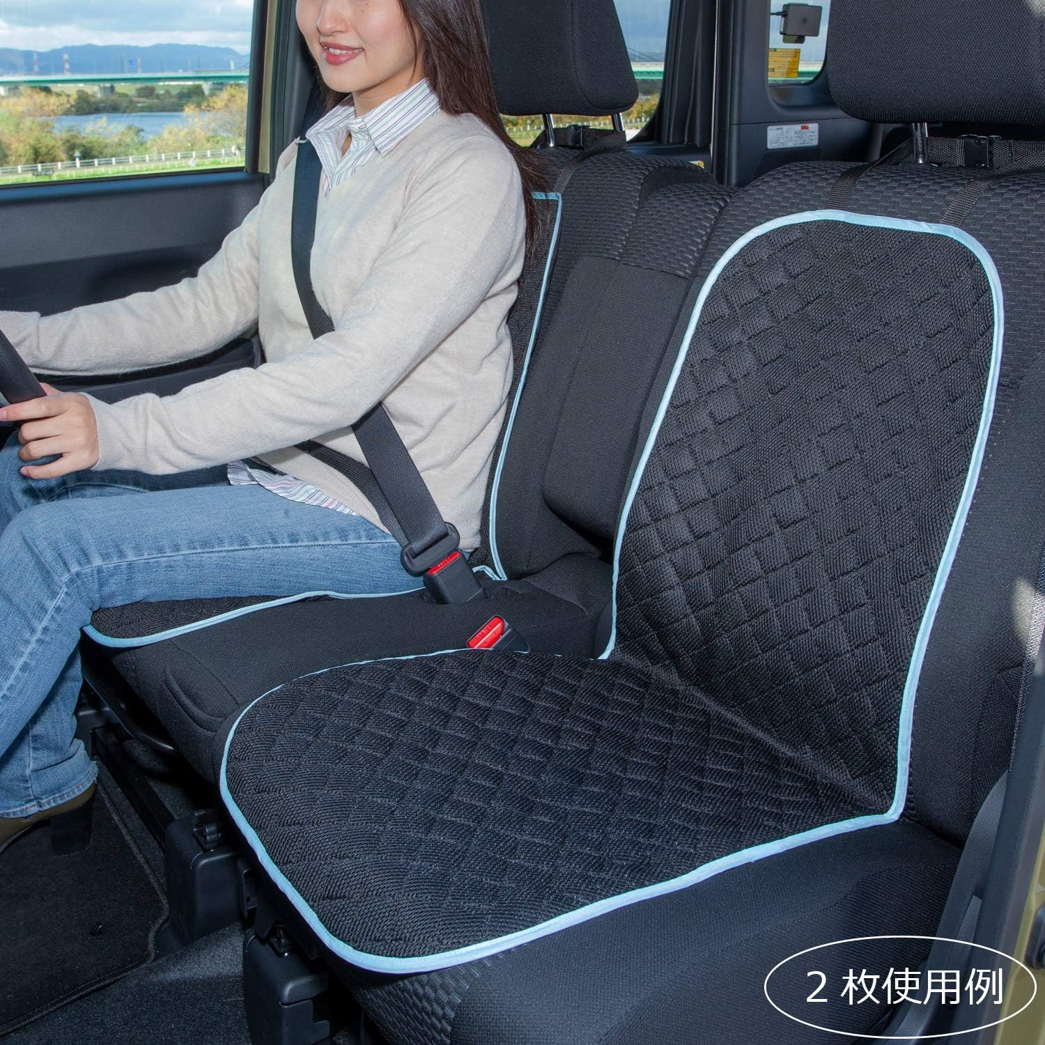 Amazon Co Jp アストロ カーシート 黒 車のシート用 吸湿機能付き 繰り返し使用可能 ダブルメッシュ 不織布 607 22 ホーム キッチン