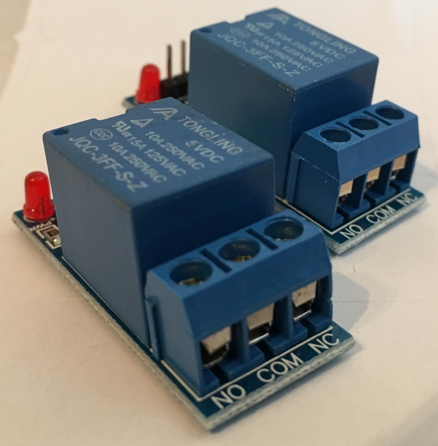 1 channel 5 V DC 10 A low level trigger relay module, 5 V coil voltage