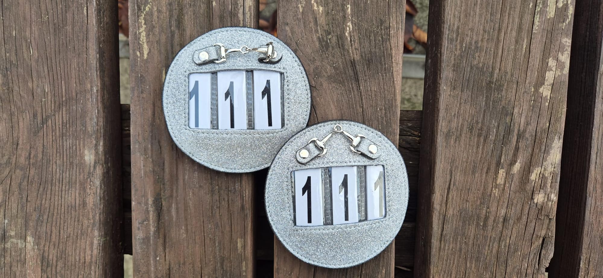 Competition Glitter Number Holder 3 Digit for bridles and Saddle pads with Horse little Bit (Silver)