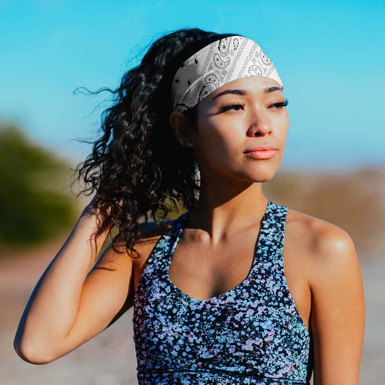 Suddora White Paisley Bandana Headband - Vintage, and Fashionable Headbands: Beauty