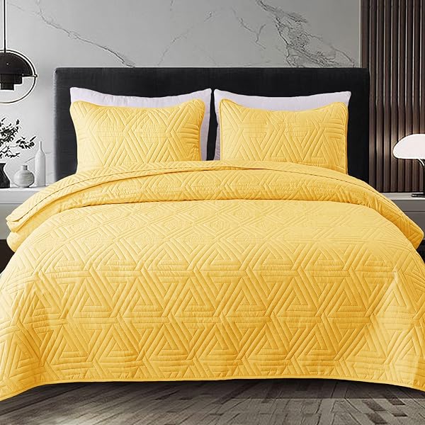 WHALE FLOTILLA SOFT KING SIZE QUILT SET FOR ALL SEASONS, 3-PIECE ULTRASONIC GEOMETRIC QUILTS BEDDING SET, LIGHTWEIGHT REVERSIBLE BEDSPREAD, COVERLET, BED COVER WITH 2 PILLOW SHAMS, YELLOW