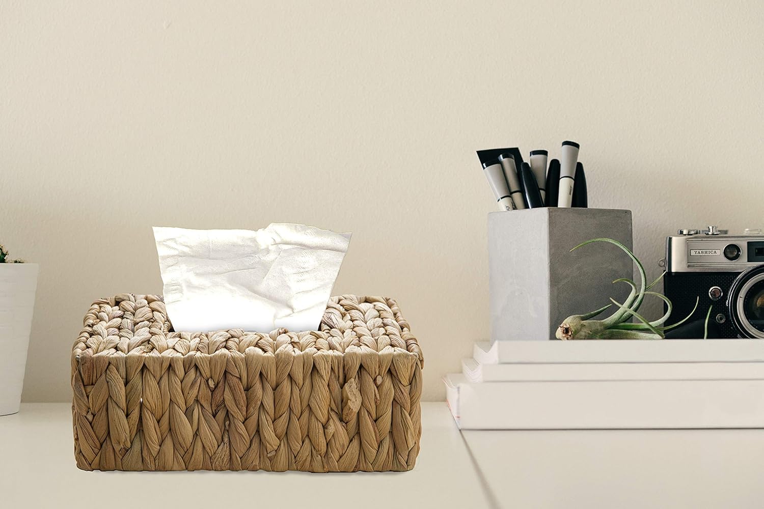 Vintiquewise QI003631.SQ Water Hyacinth Wicker Square Tissue Box Cover, Brown: Home & Kitchen