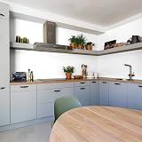 Johnstone's Kitchen Paint Brilliant White Matt 2.5L Grease Resistant 12m2 view 4