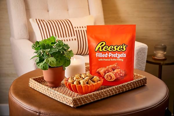 REESE’S FILLED PRETZELS, PEANUT BUTTER PRETZEL NUGGETS, CRUNCHY, READY TO EAT, SWEET AND SALTY SNACK, 9OZ RESEALABLE BAG