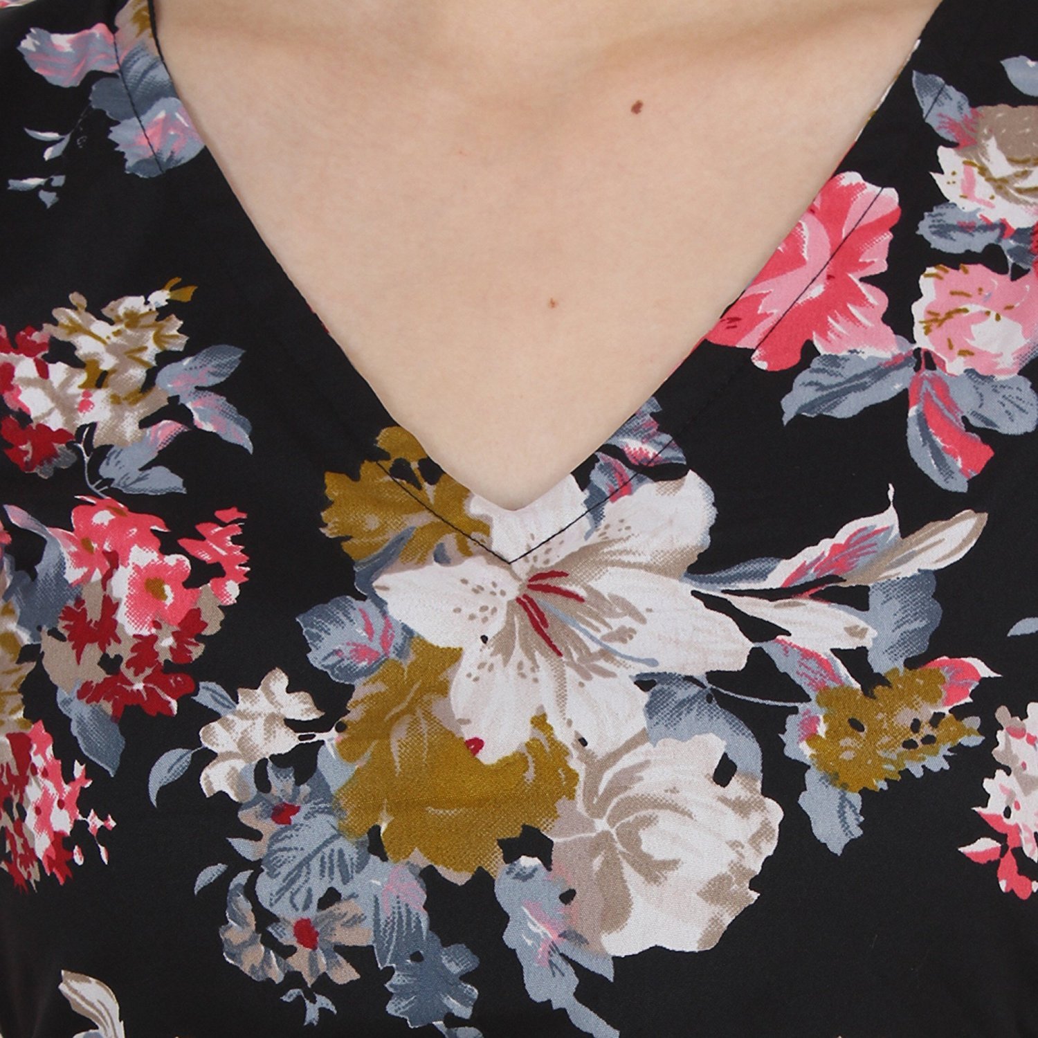 my swag women's crepe short sleeve v neck crepe maxi dress