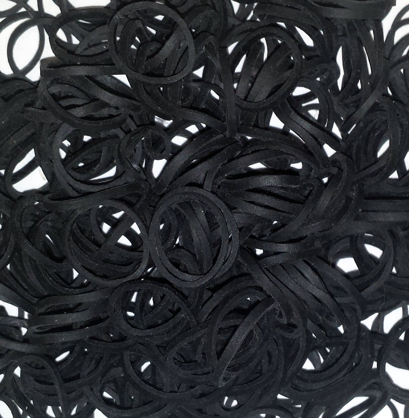 1000 Count Rubber Bands in Re-closable Container for Ponytails and Braids (Black): Beauty