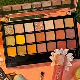 Profusion Gold Rush 21 Shade Eyeshadow Palette with Free Pro Series Brush view 6