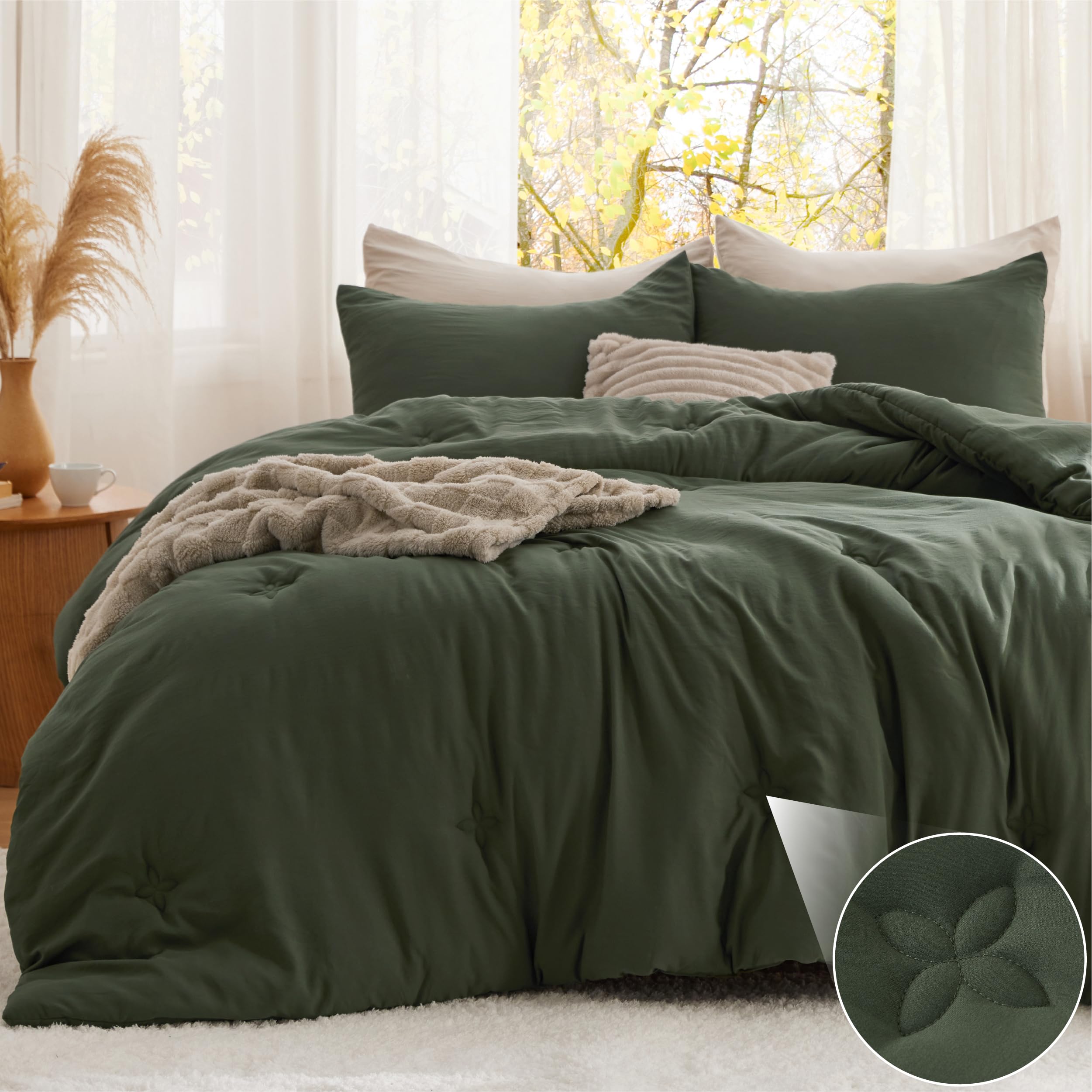 Bedsure King Size Comforter Set Olive Green, Soft Prewashed King Bedding, Quilted Comforter with Clover Design, Down Alternative Comforter for All Seasons, 3 Pieces Bed Set with 2 Pillow Shams