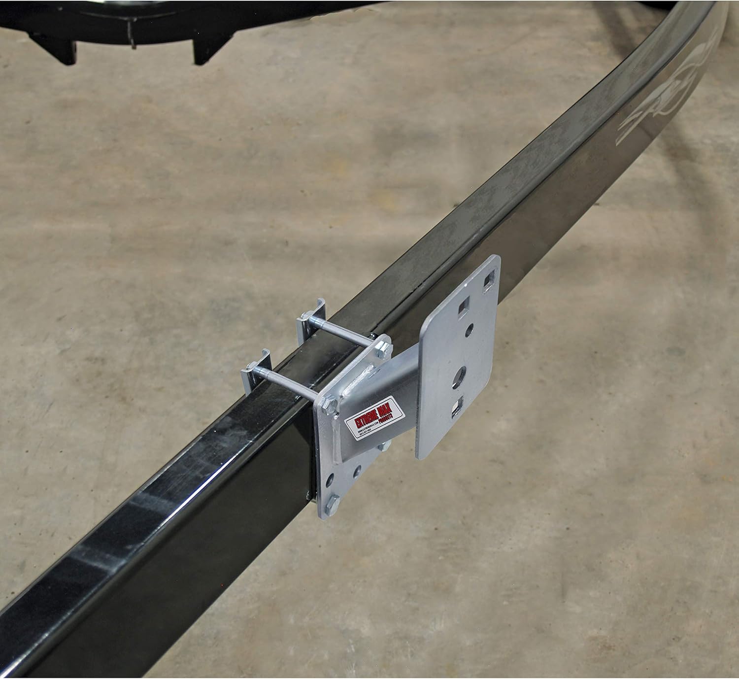 Extreme Max 3004.4553 Economy Spare Tire Carrier: Automotive