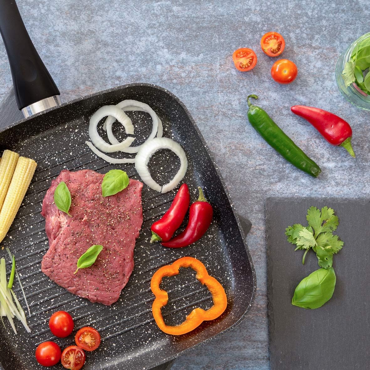 Blackmoor 66170 Classic 28cm Griddle Pan/Non-Stick Coating/Cool Touch Handle/Suitable for Induction Electric and Gas Hobs/Black Colour - Image 4