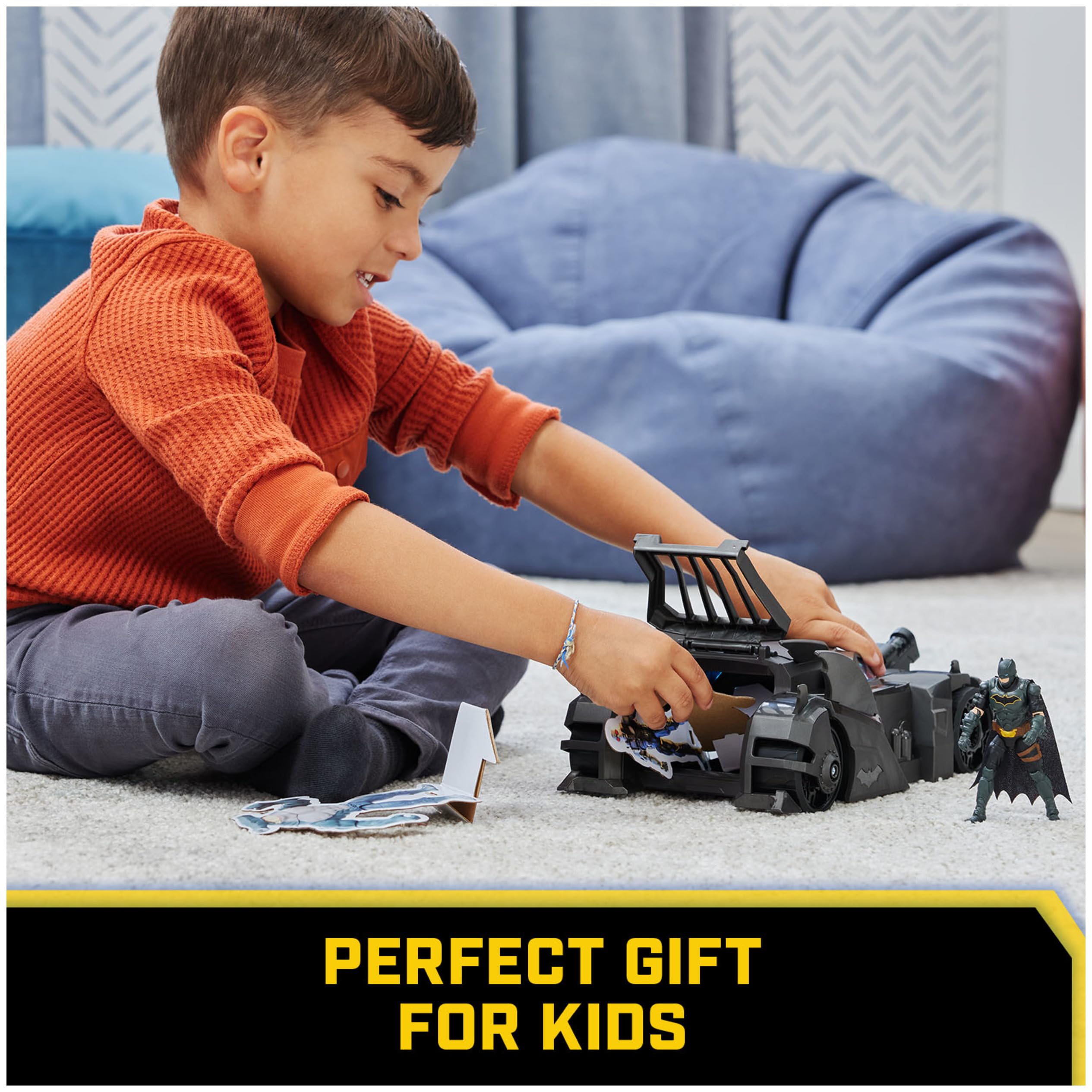 DC Comics, Crusader Batmobile Playset with Exclusive 4-inch Batman Figure, 3 Super-Villain Paper Figures, Kids Toys for Boys and Girls Ages 4+