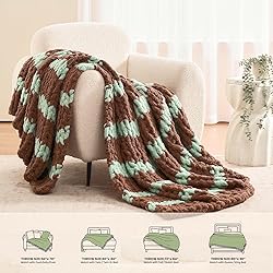 L'AGRATY Chunky Knit Blanket