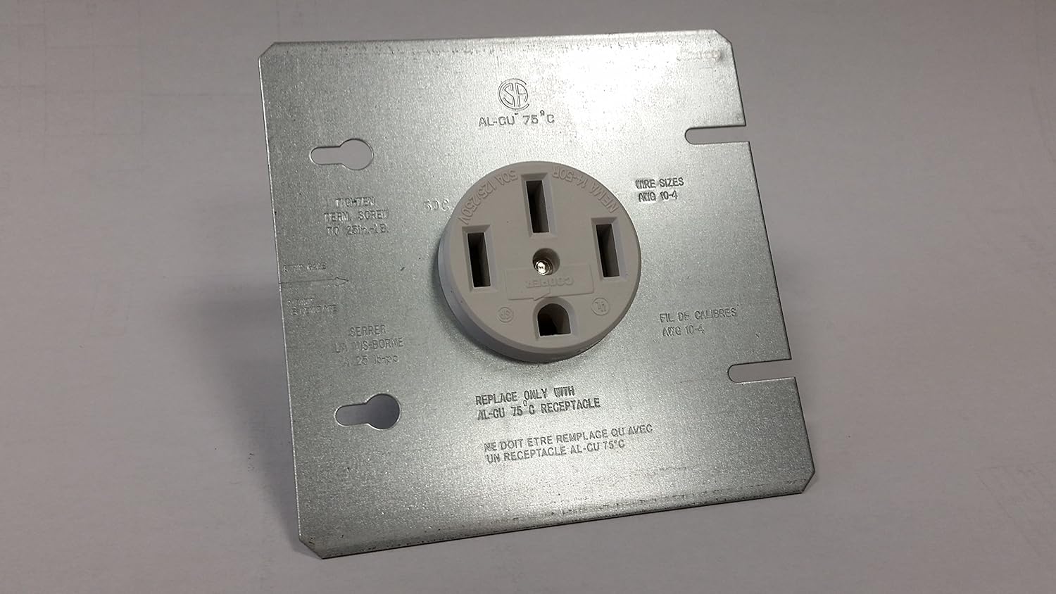 NEMA 1450R 50A RANGE OUTLET WITH 4 11/16”, COVER PLATE 4wire