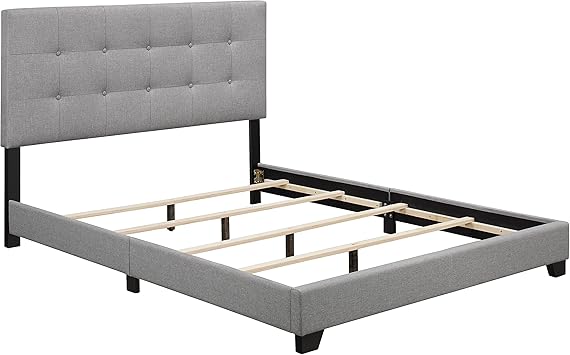 Amazon Com Pulaski Glacier Biscuit Tufted Upholstered Bed Queen Furniture Decor