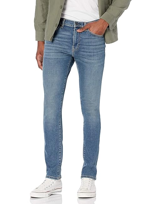 Amazon Essentials Men's Skinny-Fit Stretch Jean, Medium Blue Vintage, 31W x 34L
