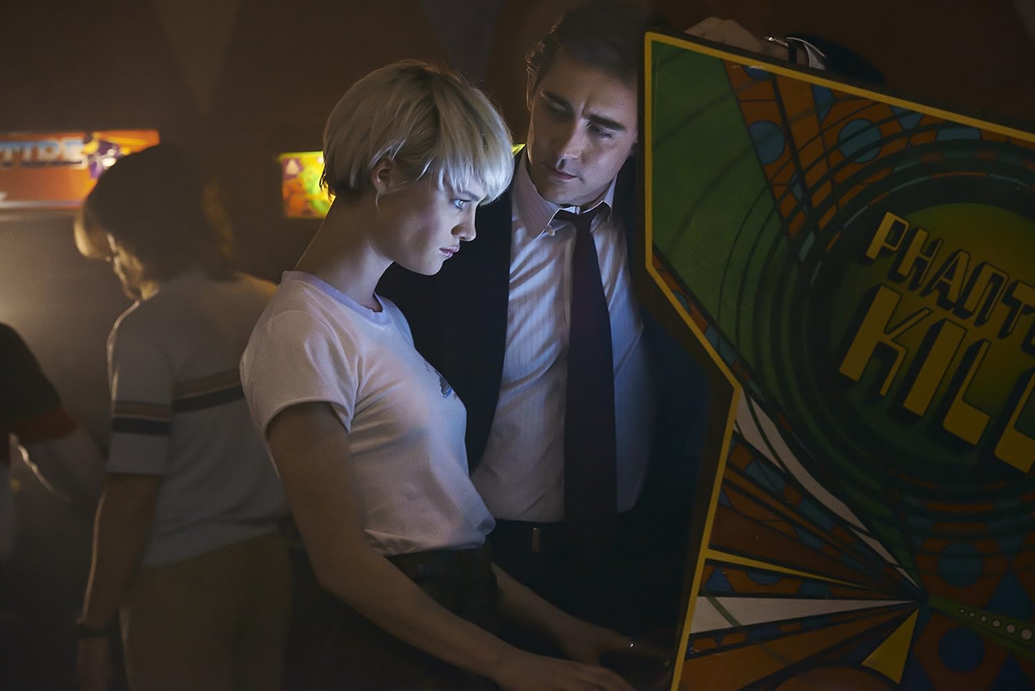 Amazon Com Cameron How Joe Macmillan Lee Pace Mackenzie Davis Halt And Catch Fire Movie Poster Movie Print Movie Wall Art Movie Poster Movie Studio Decor Gift For Movie Lover L 24