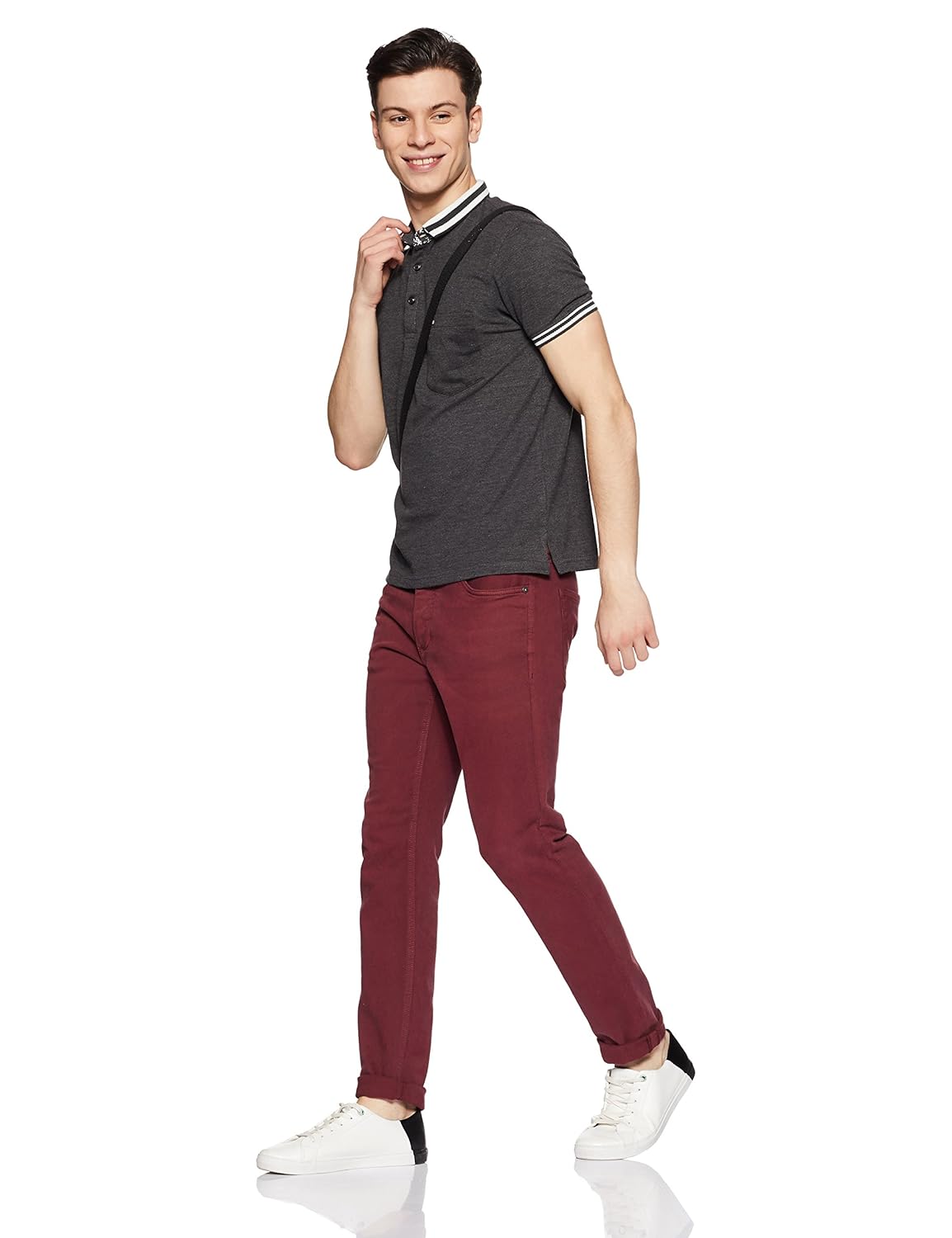 qube men's solid regular fit t-shirt