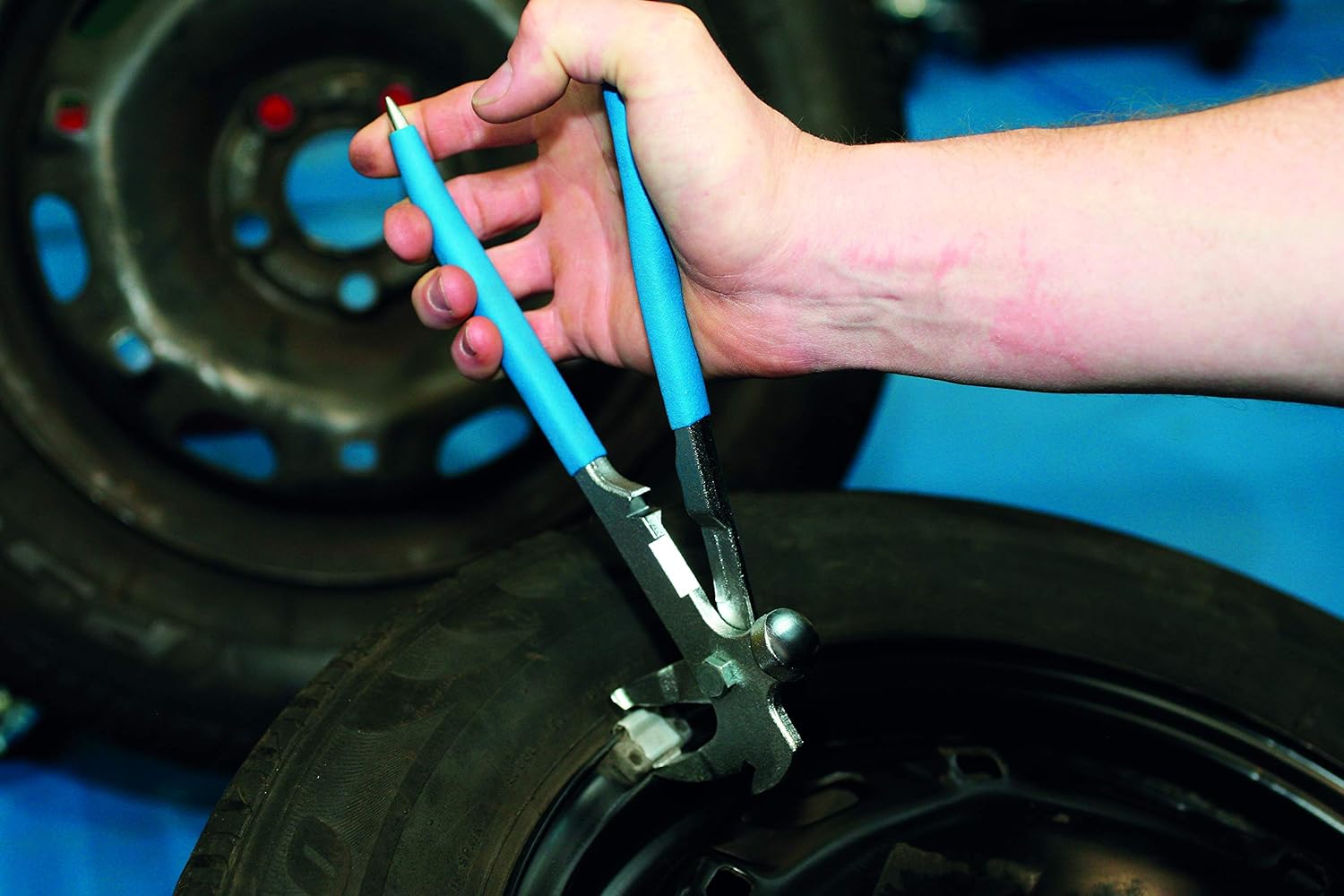 Laser 5620 Wheel Weight Pliers - Image 5