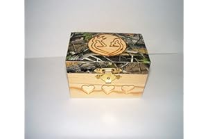 CUSTOM DESIGN WEDDING SUPPLIES BY SUZANNE Wedding Party ceremony camo deer hunter buck and Doe ring bearer pillow Box