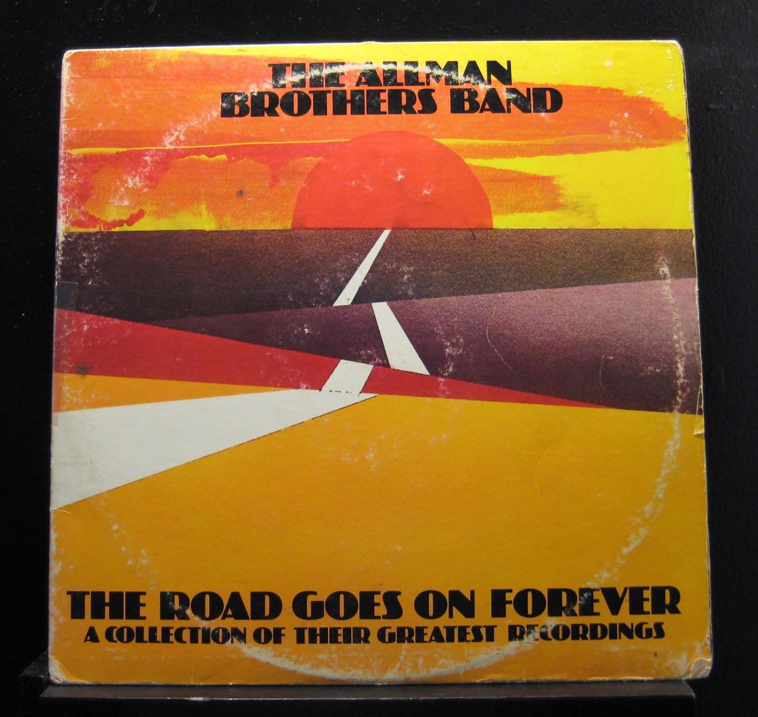The Road Goes On Forever Amazon.de Musik