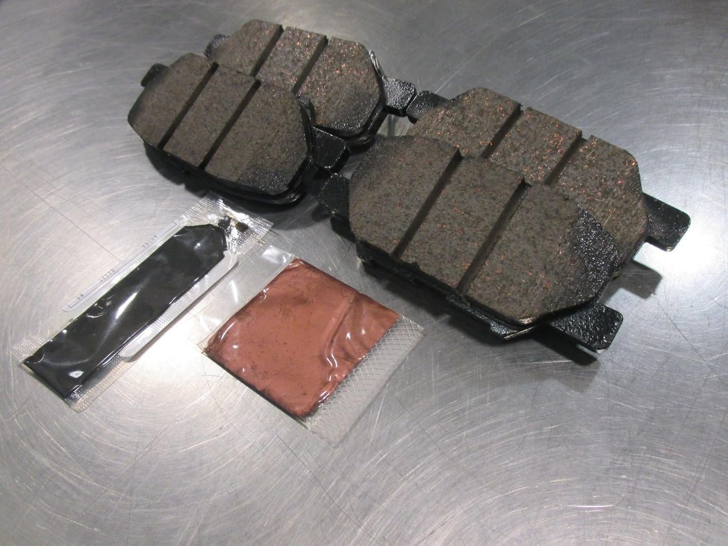 Mazda 3 20142017 Genuine Mazda OEM Rear Brake Pad set BJY72648ZA, Brake Pads Amazon Canada