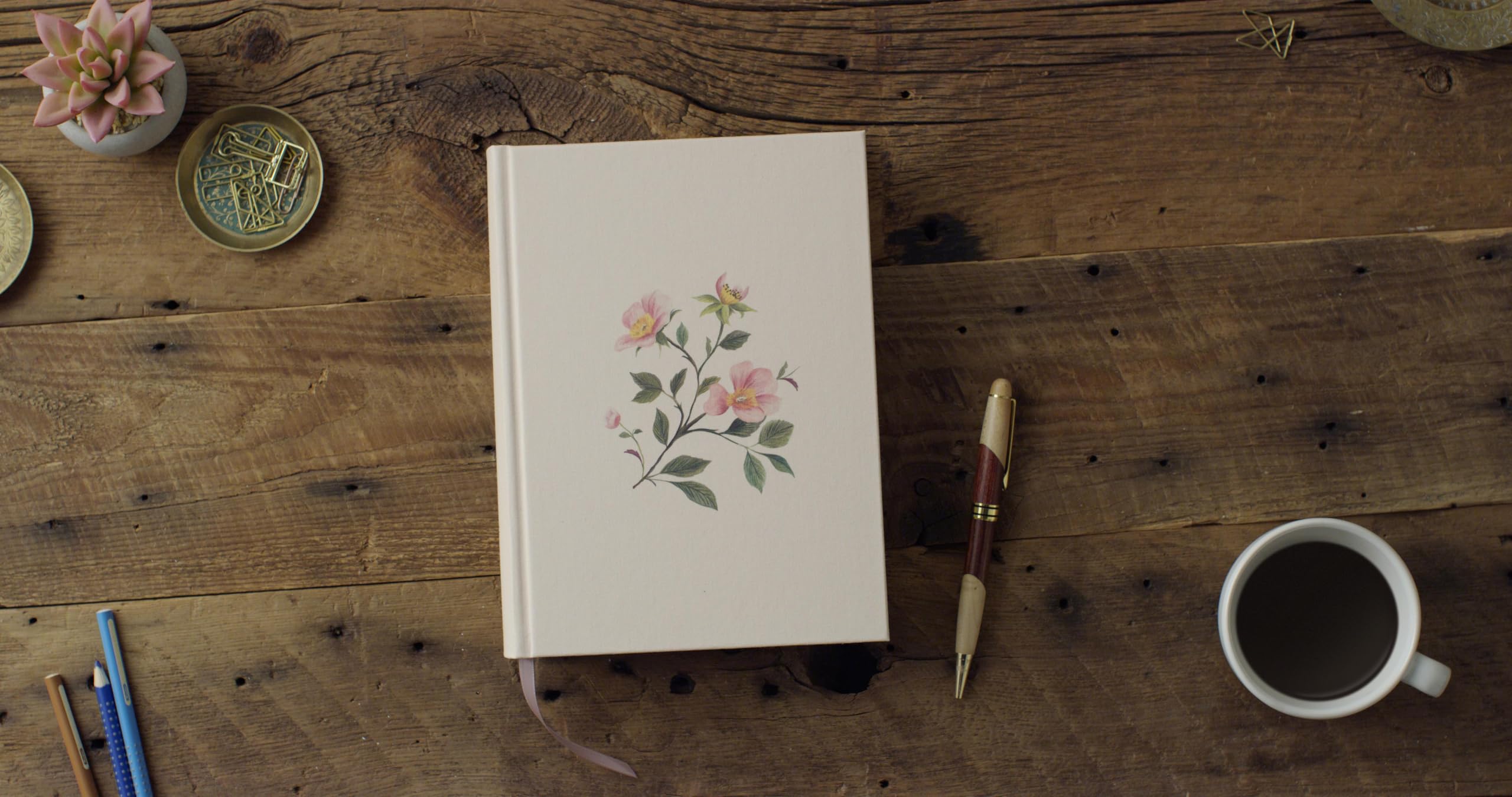 ESV Single Column Journaling Bible (Cloth over Board, Rosehip Design): Holy Bible, English Standard Version ESV Single Column Journaling Bible (Cloth over Board, Rosehip Design): Holy Bible, English Standard Version Hardcover