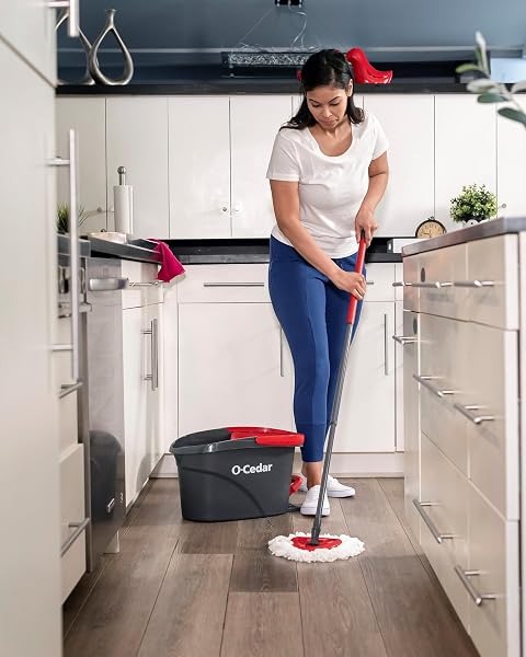O-CEDAR EASYWRING MICROFIBER SPIN MOP & BUCKET FLOOR CLEANING SYSTEM + 2 EXTRA REFILLS, RED/GRAY