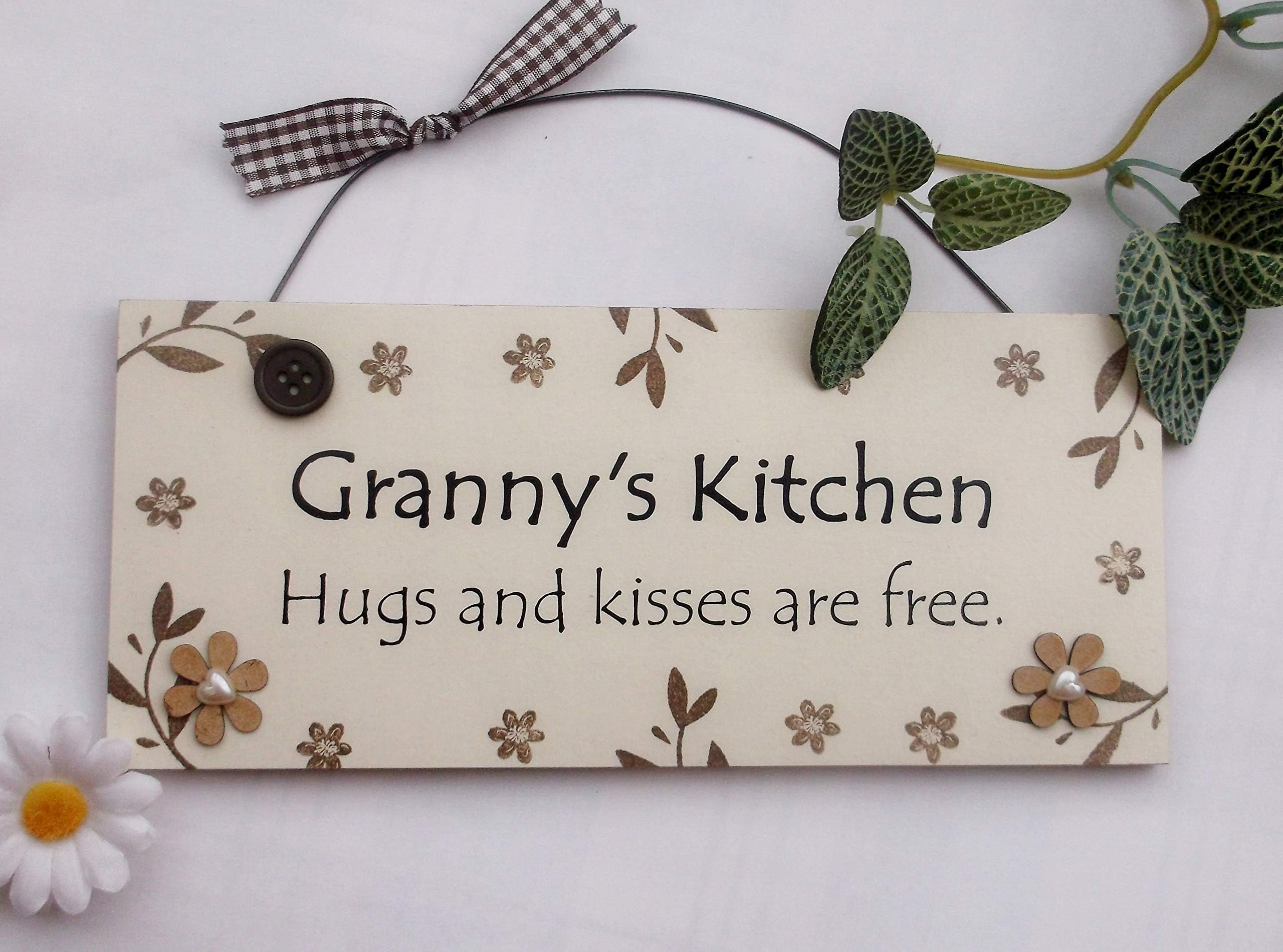 Granny's Kitchen Wooden Keepsake Gift Plaque