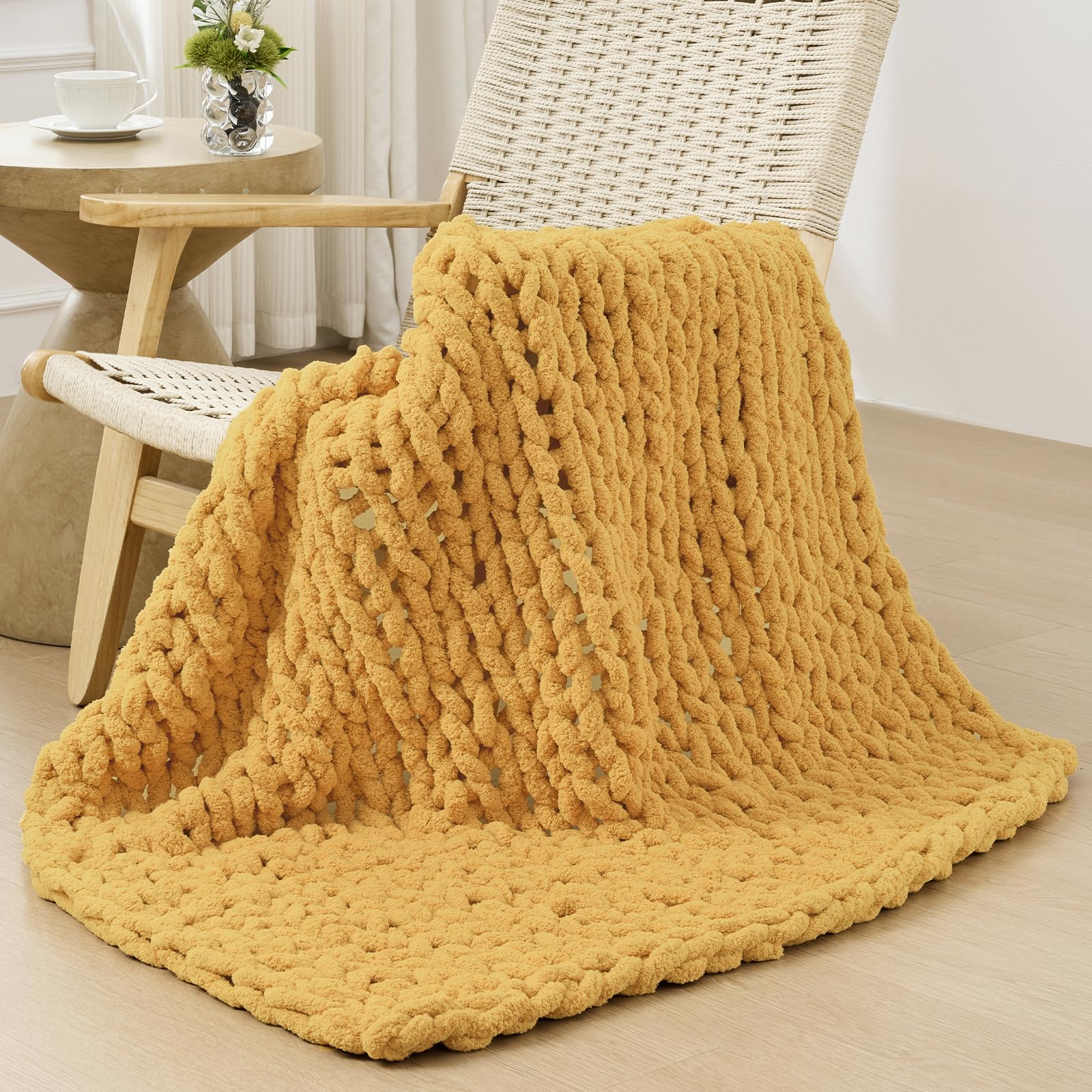 Bigacogo Chunky Knit Throw Blanket for Couch, 40x40