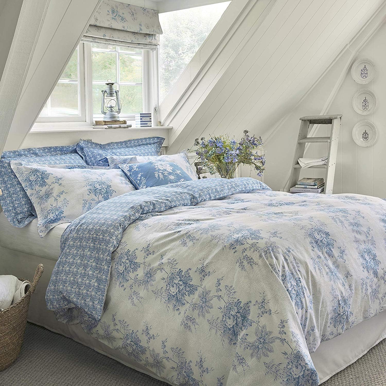 Cabbages And Roses Charlotte Cornflower Duvet Cover King Amazon