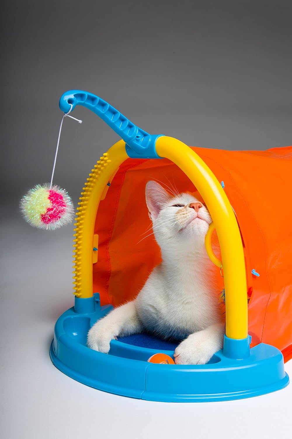 hartz just for cats hide n play