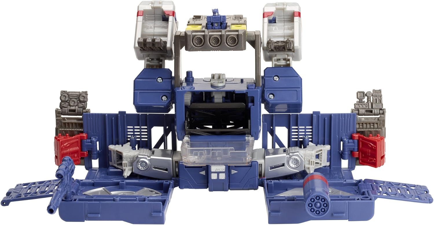 Отличие автотрансформатора от трансформатора. Трансформеры база автоботов. Transformers cyberverse 2018 optimus prime toy. Transformer base. Трансформер hasbro transformers саундвейв и саундбластер.