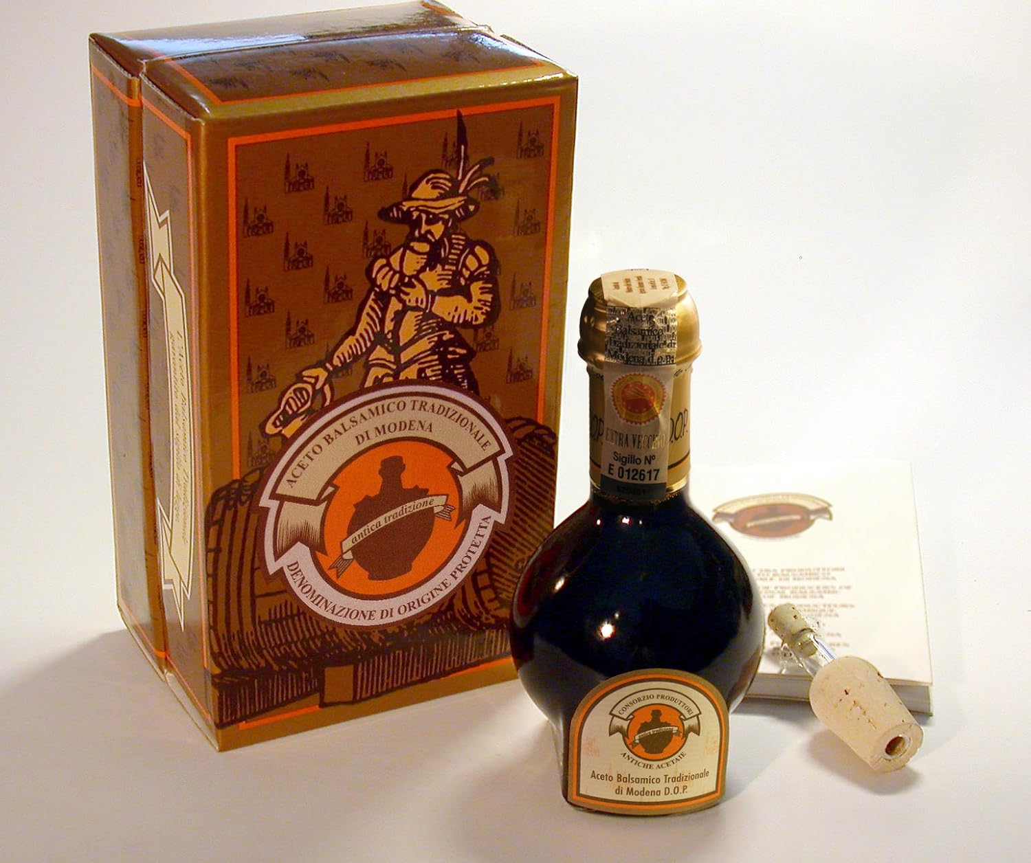 Traditional Balsamic Vinegar of Modena Extravecchio Aged +25 [P.D.O