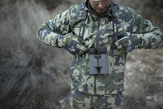 tract toric binoculars