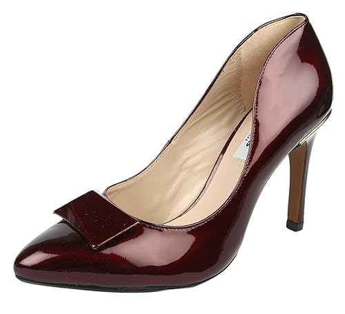 clarks burgundy pumps