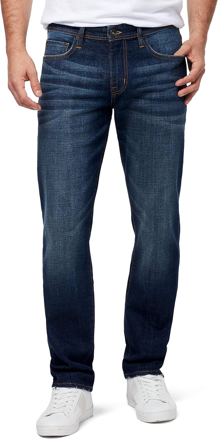 CHAPS Jeans Men's Relaxed Fit Trusted Straight Leg Jean