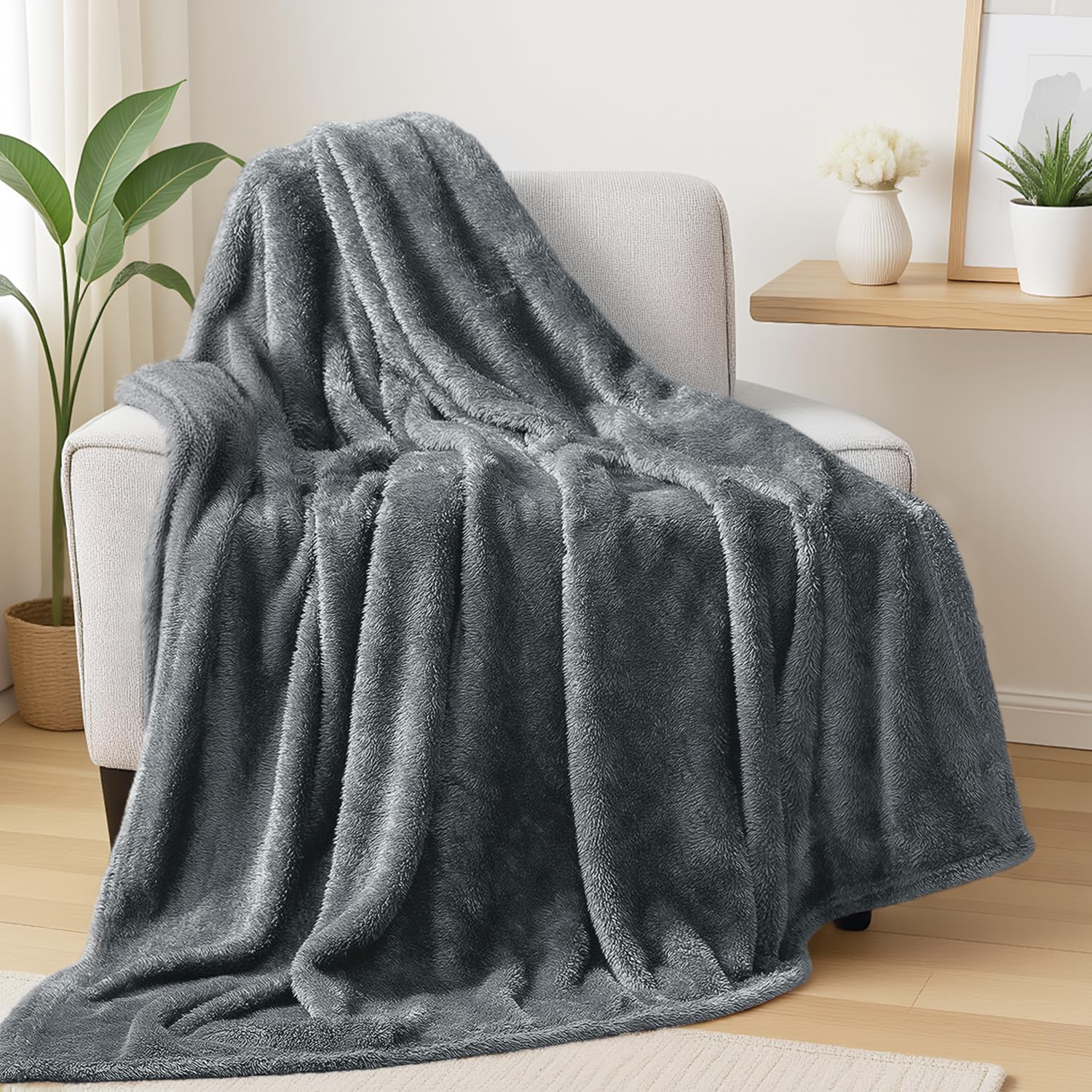 Exclusivo Mezcla Plush Fuzzy Fleece Throw Blanket 127x178 CM, Super Soft, Fluffy and Warm Blankets for Couch, Bed, All Season Use, Grey